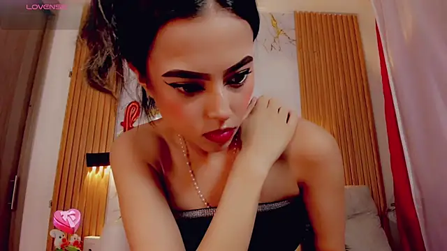 ValeriCardenas online show from October 11, 2025, 11:50 pm