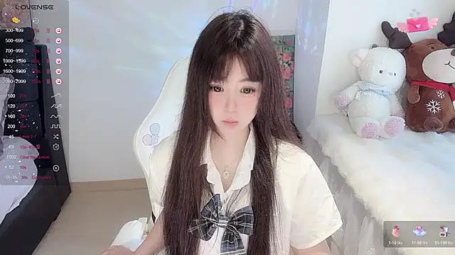 Milla-z online show from October 17, 2025, 8:28 am