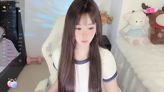 Milla-z online show from September 23, 2025, 8:43 am