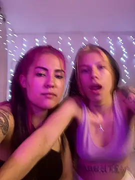 Ginny Julia online show from March 10, 2025, 11:38 pm