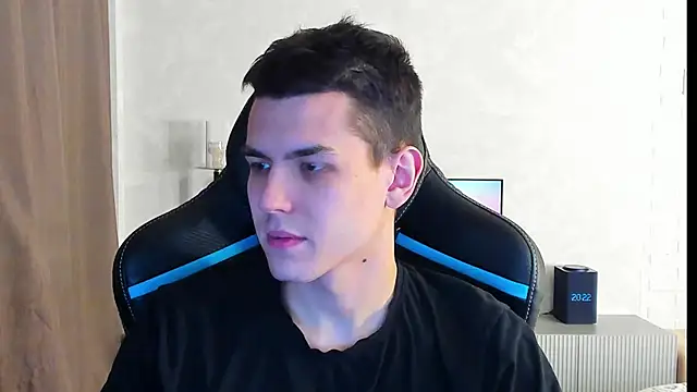 TravisRevas online show from March 14, 2025, 5:24 pm