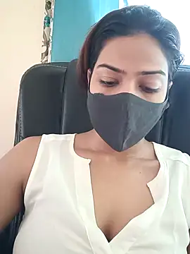 CRAZY  BITE online show from June 25, 2026, 9:58 am