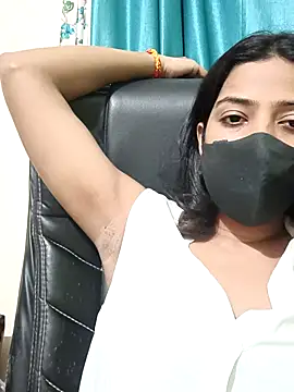 CRAZY  BITE online show from July 28, 2026, 7:39 pm