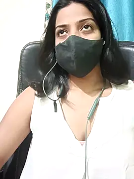 CRAZY  BITE online show from August 1, 2026, 6:06 pm