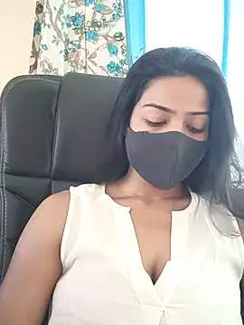 CRAZY  BITE online show from May 24, 2026, 10:48 am