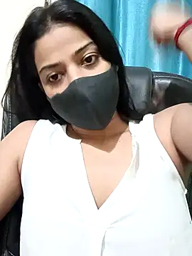 CRAZY  BITE online show from July 3, 2026, 9:21 pm