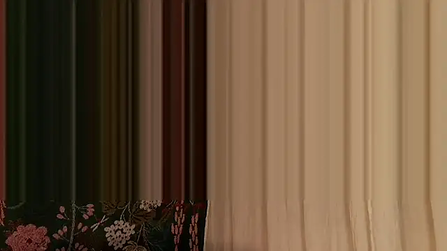 Snapshot of Rosemarie_Blu chatting on January 9, 2026, 6:15 pm Rosemarie Blu online show from January 9, 2026, 6:15 pm