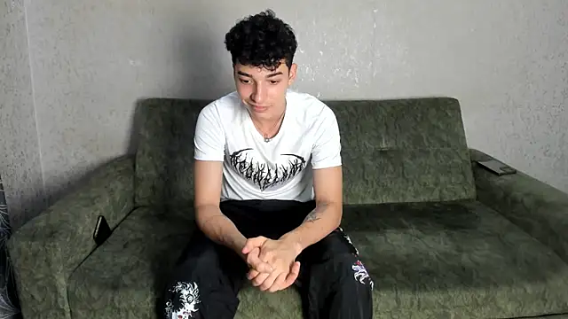 persy sexxx18 online show from March 21, 2026, 8:02 pm