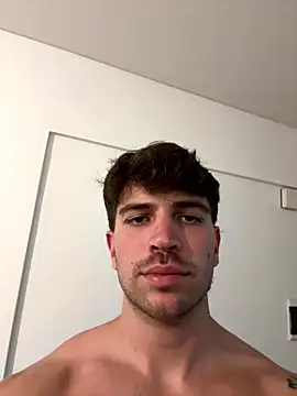 Snapshot of shuki0101 chatting on January 10, 2026, 2:18 am shuki0101 online show from January 10, 2026, 2:18 am