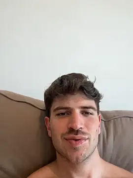 Snapshot of shuki0101 chatting on February 21, 2026, 4:53 pm shuki0101 online show from February 21, 2026, 4:53 pm