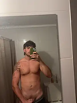 Snapshot of shuki0101 chatting on February 13, 2026, 3:34 pm shuki0101 online show from February 13, 2026, 3:34 pm