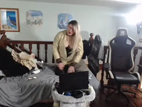 emmex671 online show from March 11, 2025, 6:08 am