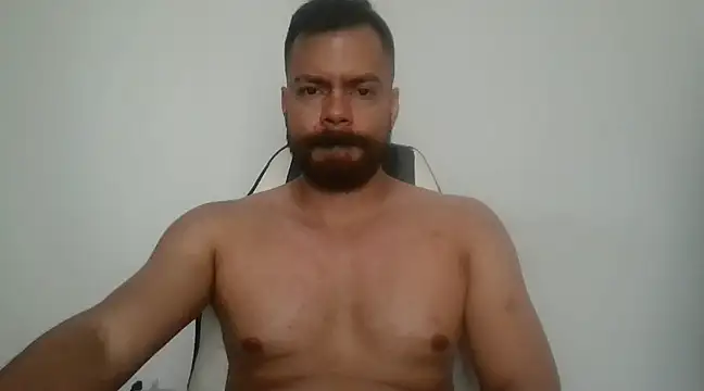 Snapshot of andrhez1994 chatting on March 10, 2025, 5:07 pm andrhez1994 online show from March 10, 2025, 5:07 pm