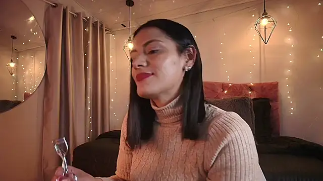 miaoconell online show from November 12, 2025, 8:45 pm