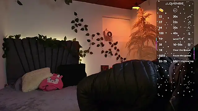 miaoconell online show from February 19, 2026, 10:07 pm