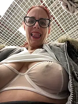 Snapshot of NataKitten chatting on March 4, 2026, 6:26 pm NataKitten online show from March 4, 2026, 6:26 pm