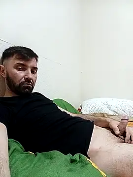 Max2025P online show from November 18, 2025, 10:24 pm