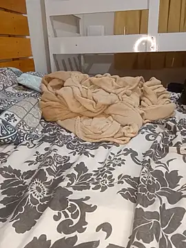 ebonye  online show from November 12, 2025, 10:19 am