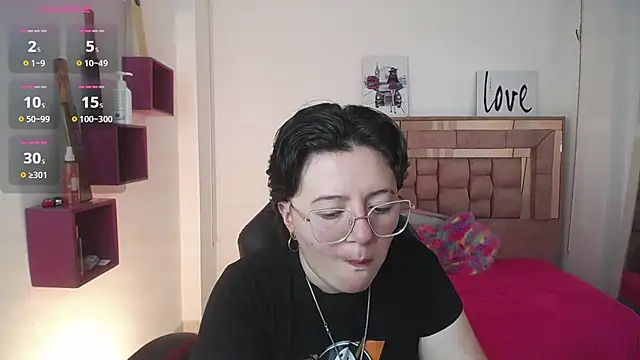 safyka online show from November 25, 2025, 2:45 am