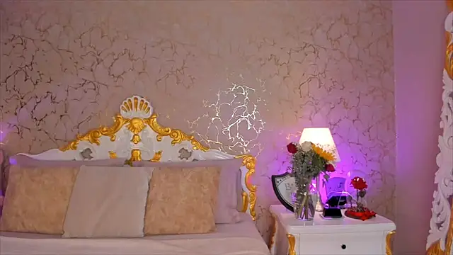 ScarlettWallace online show from September 26, 2025, 8:27 pm