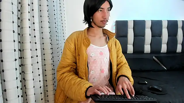 Snapshot of loverisu-coral chatting on January 9, 2026, 11:11 pm loverisu-coral online show from January 9, 2026, 11:11 pm