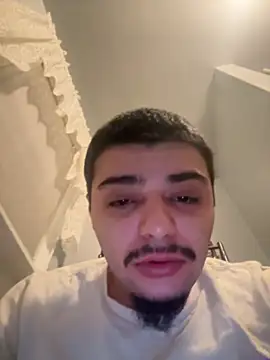 papiVilla23 online show from November 25, 2025, 4:13 am