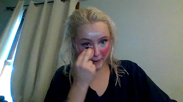 Snapshot of sluttypumpkin chatting on July 8, 2026, 12:13 am sluttypumpkin online show from July 8, 2026, 12:13 am