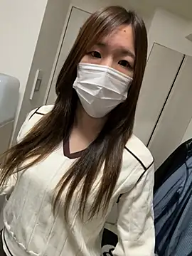 Snapshot of daiyo_kai_Gutara chatting on March 18, 2026, 1:35 pm daiyo kai Gutara online show from March 18, 2026, 1:35 pm