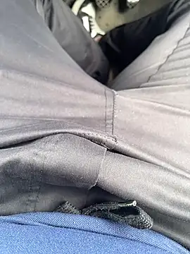 Snapshot of Smallcoco26 chatting on March 18, 2025, 9:23 am Smallcoco26 online show from March 18, 2025, 9:23 am