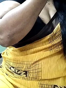 abinaya26 online show from June 18, 2026, 12:32 pm