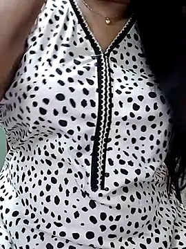 abinaya26 online show from June 6, 2026, 12:43 pm