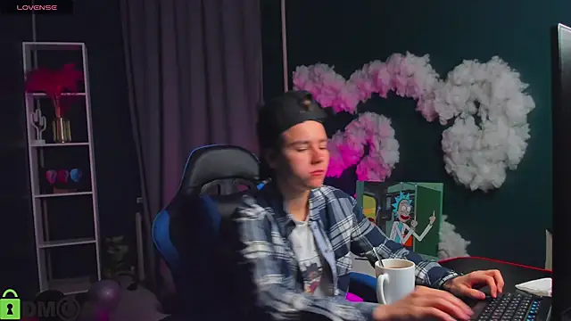 Jean Wilsons online show from September 10, 2025, 3:05 am