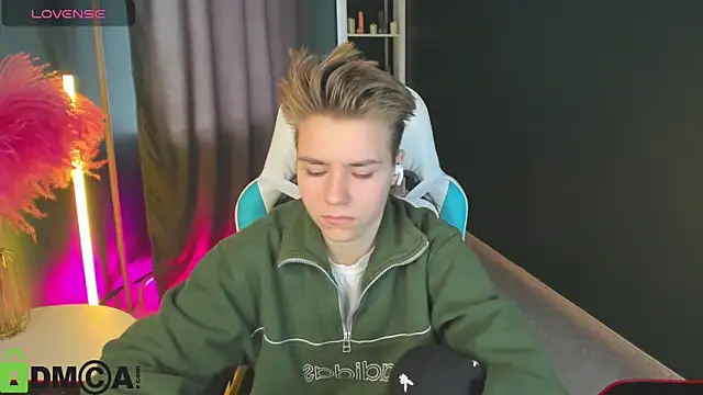 Jean Wilsons online show from March 18, 2025, 10:50 am