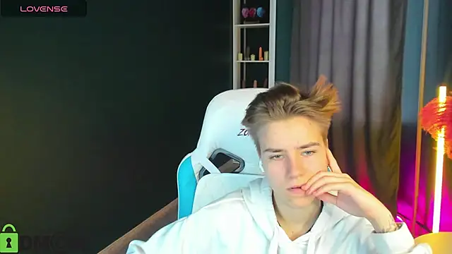 Jean Wilsons online show from March 19, 2025, 10:33 am