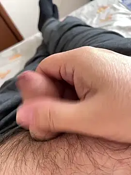 Snapshot of littletoy64 chatting on March 13, 2026, 8:30 am littletoy64 online show from March 13, 2026, 8:30 am