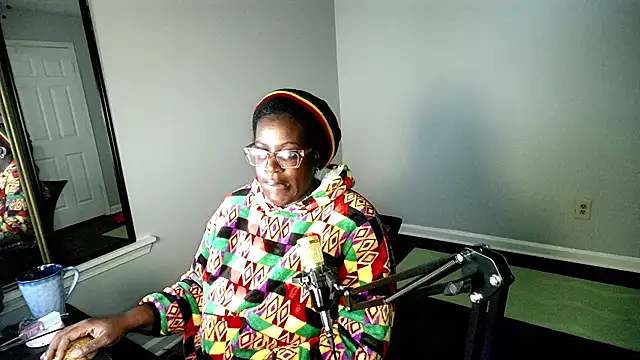 lovelyenigma365 online show from February 6, 2026, 11:56 pm