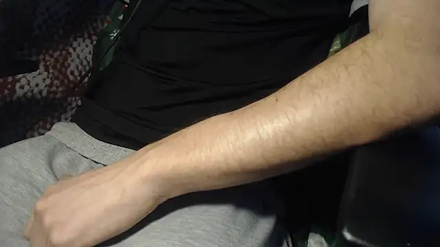 Snapshot of GreekDaddyNickOfficial chatting on February 26, 2026, 1:33 pm GreekDaddyNickOfficial online show from February 26, 2026, 1:33 pm