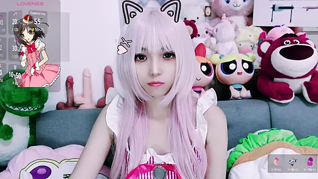 chenenna7 online show from September 15, 2025, 1:55 pm