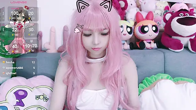 chenenna7 online show from October 3, 2025, 2:07 pm