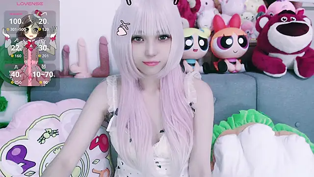 chenenna7 online show from October 1, 2025, 1:48 pm