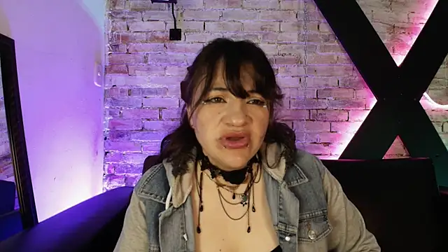 TaraTaylorr online show from March 21, 2025, 5:54 am