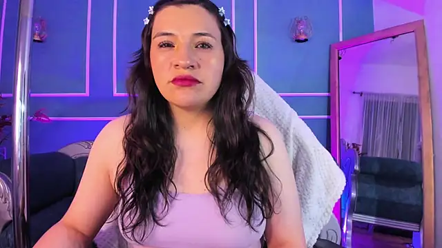 TaraTaylorr online show from October 7, 2025, 2:23 am