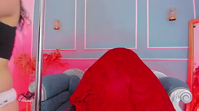 TaraTaylorr online show from February 27, 2026, 2:45 am