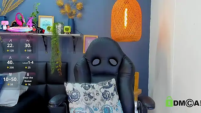 yessila parker online show from April 25, 2026, 1:41 pm