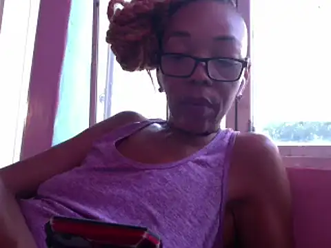 Ladyzee25 online show from June 20, 2026, 7:19 pm