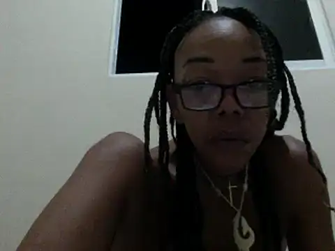 Ladyzee25 online show from August 9, 2026, 4:07 am