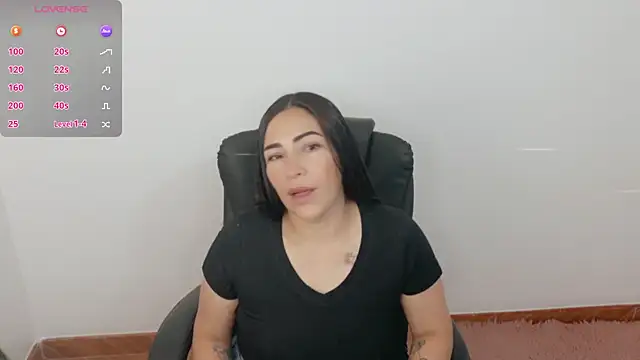 luna lgomez  online show from July 30, 2026, 10:03 am