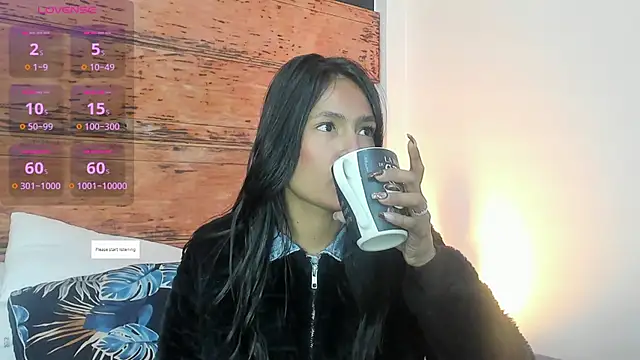 Fernanda liie  online show from August 6, 2026, 12:44 pm
