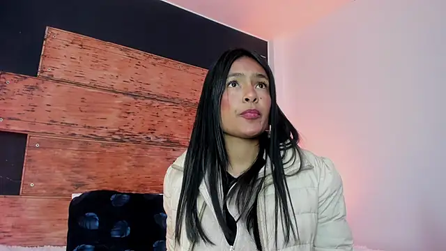 Fernanda liie  online show from July 23, 2026, 12:57 pm