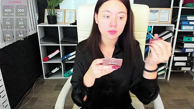 meow mellie online show from December 15, 2025, 3:01 am